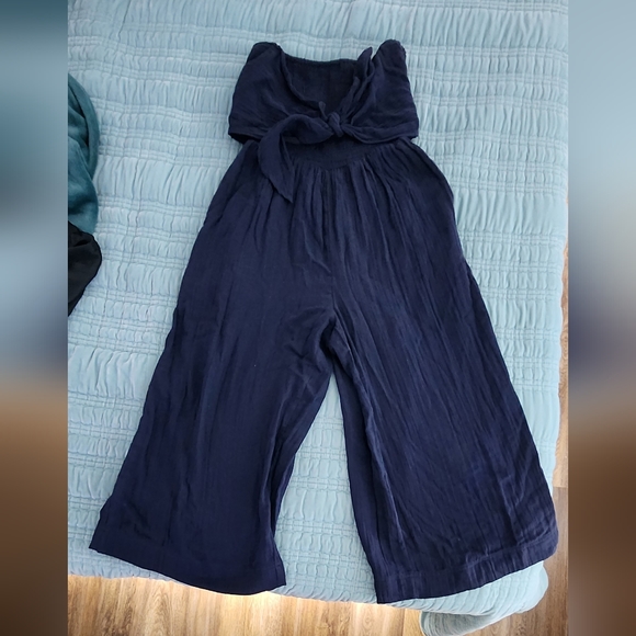 Bishop + Young Elvia Tie Front Jumpsuit in NAVY Size Medium NWOT - Picture 2 of 6